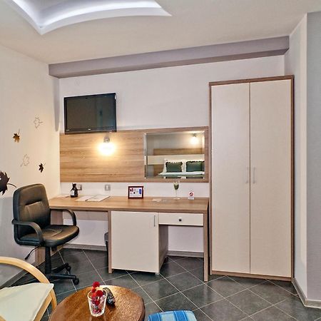 Garni Hotel Lama Крагуевац Экстерьер фото