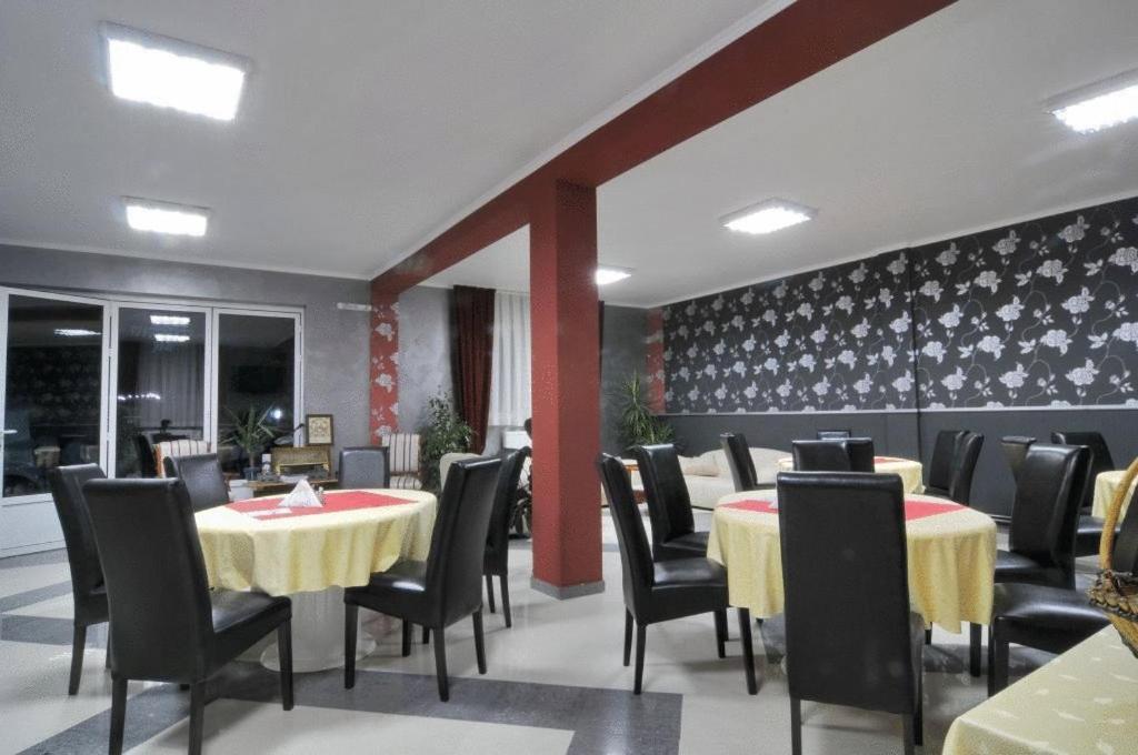 Garni Hotel Lama Крагуевац Экстерьер фото