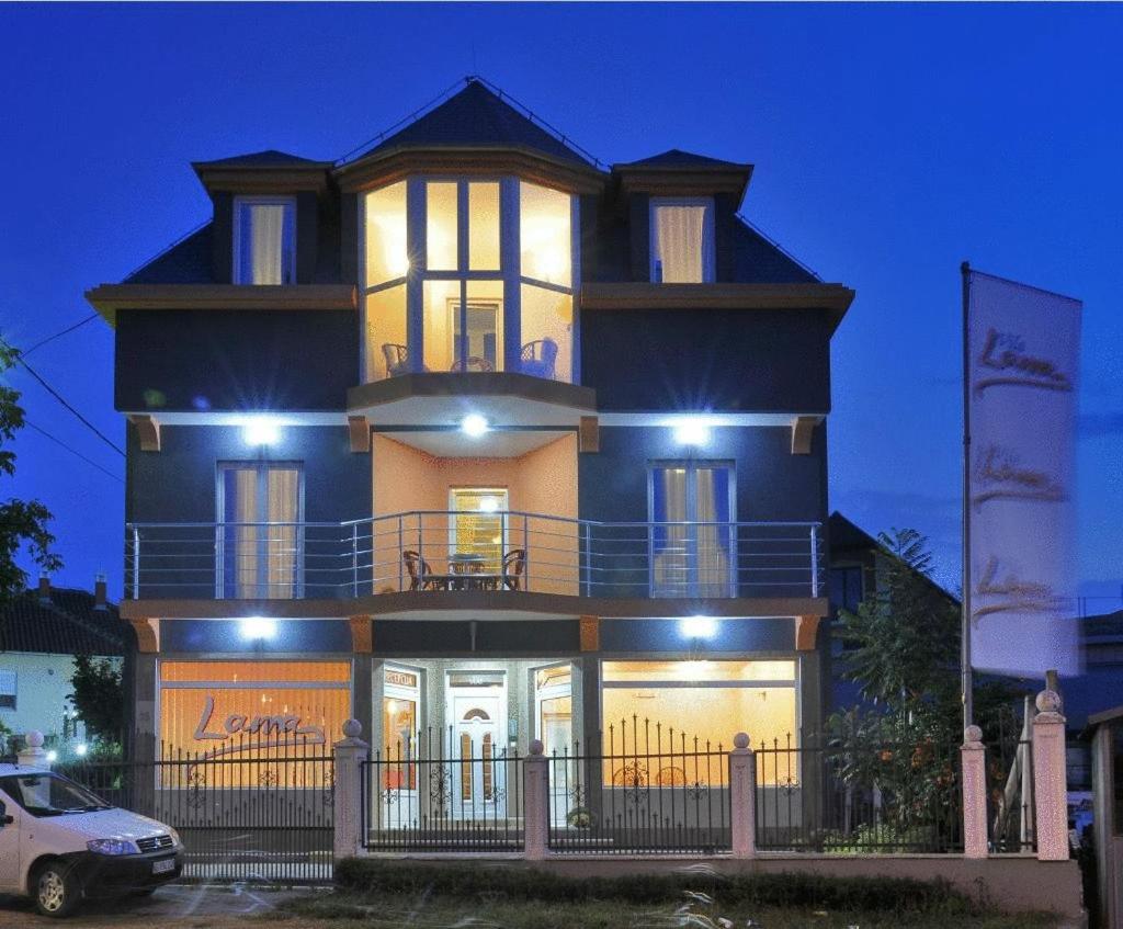 Garni Hotel Lama Крагуевац Экстерьер фото
