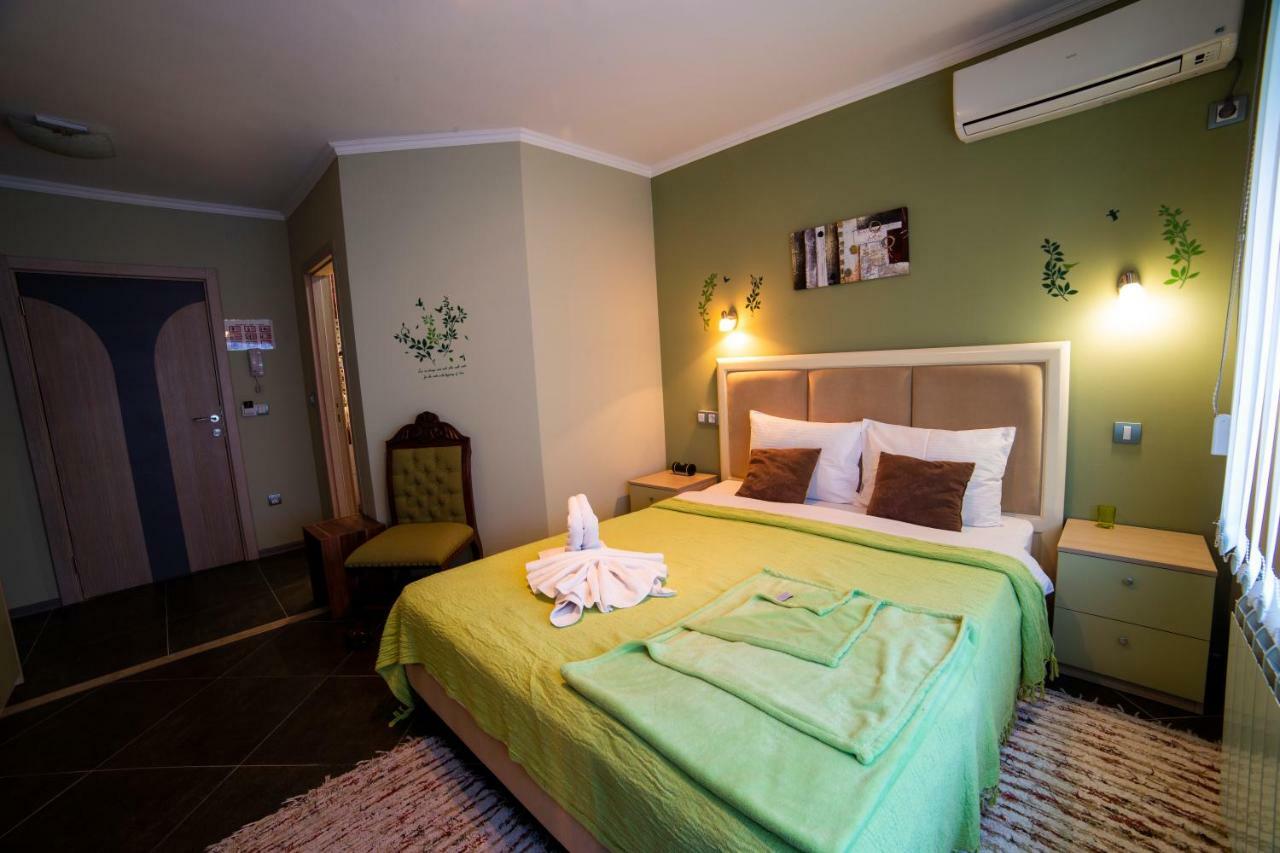 Garni Hotel Lama Крагуевац Экстерьер фото