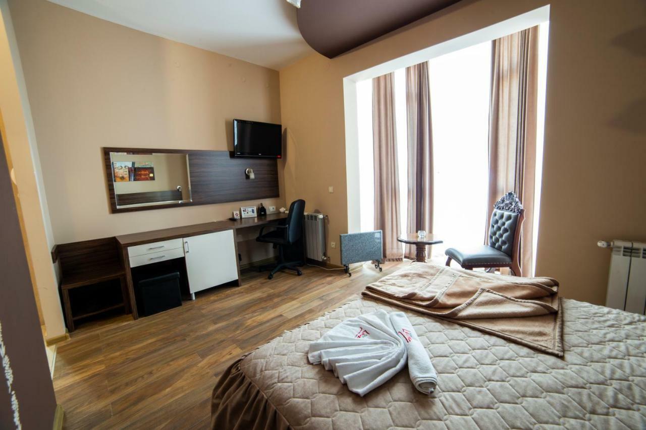 Garni Hotel Lama Крагуевац Экстерьер фото